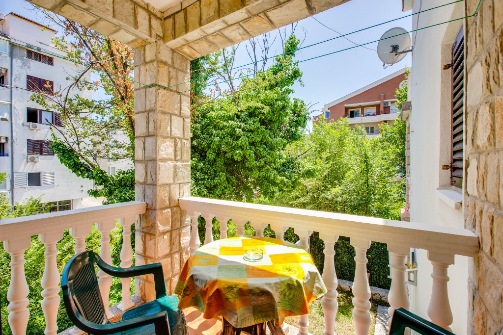 Image of Hotel - 13 Bedrooms - 13 Bathrooms for Sale in Budva-Budva-Montenegro, Image 10
